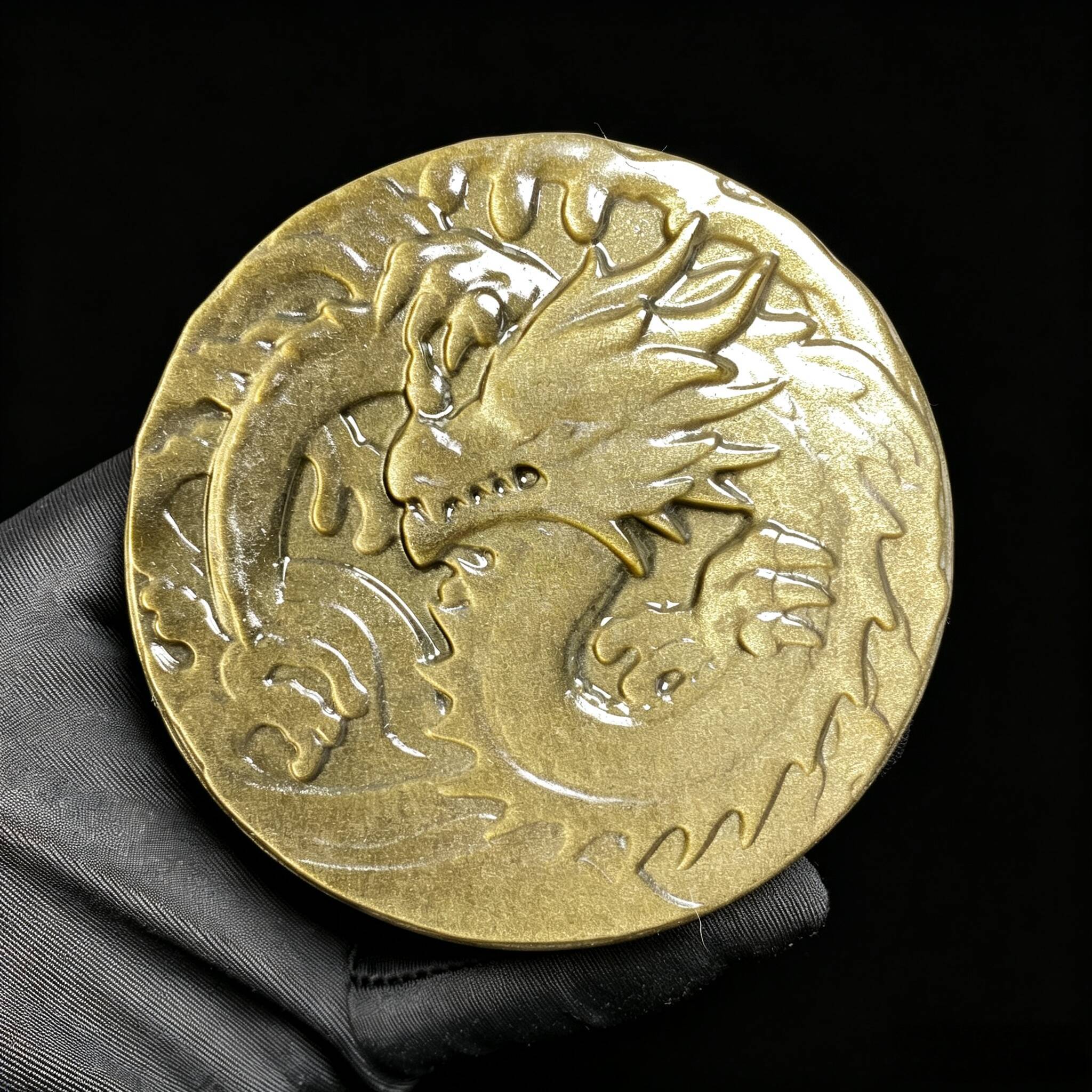 2.Dragón de obsidiana dorada