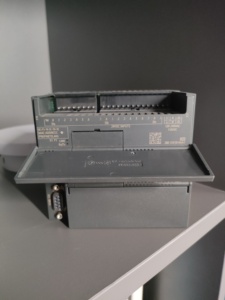 S7-200 Smart Cpu 6es7288-1sr20-0aa1 Brandneue speicher programmier bare Steuerung für die industrielle Automatisierung - Product Image 2