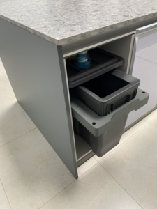 Cajón de armario deslizante, debajo del fregadero extraíble cubo de basura, almacenamiento de garaje Kichen construido - Product Image 2