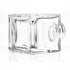 Kapaklar ve kutu ile 50ml 100ml 150ml 200ml boş kamışlı cam oda kokusu şişe - Product Image 3