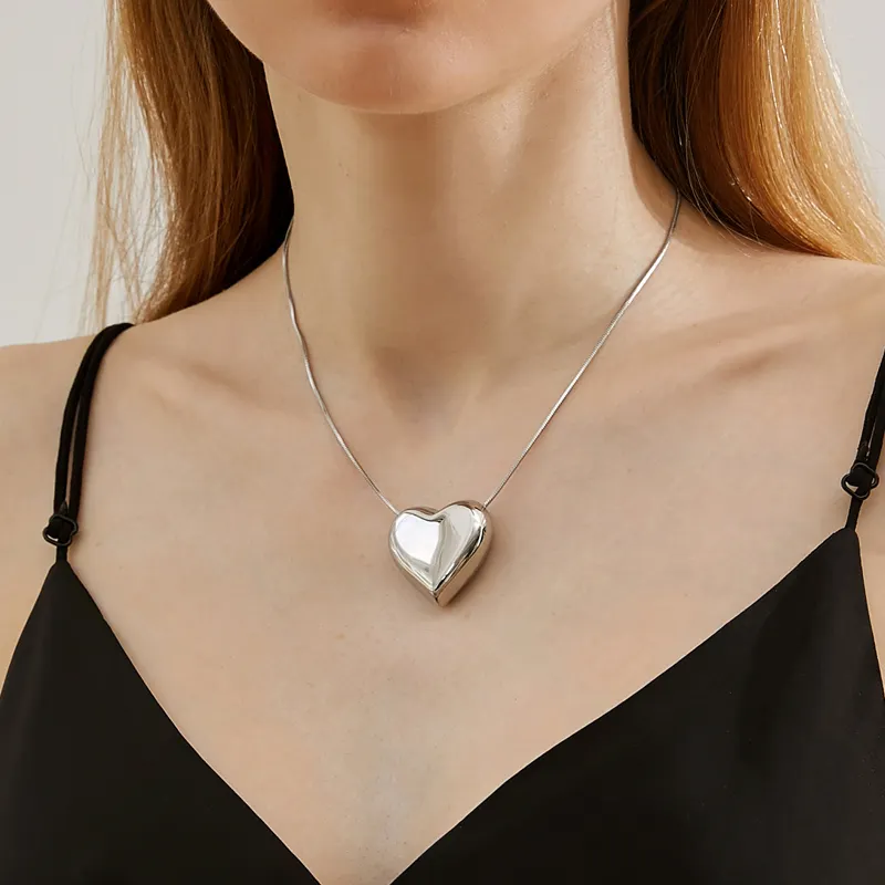 Minimalistische Zilveren Roestvrijstalen Hart Ketting Holle Hart Hanger Klassieke Bruiloft Set Sleutelbeen