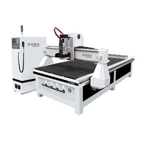 Enrutador CNC fácil de operar serie E2 para empresas de publicidad e industria de máquinas de carpintería - Product Image 1