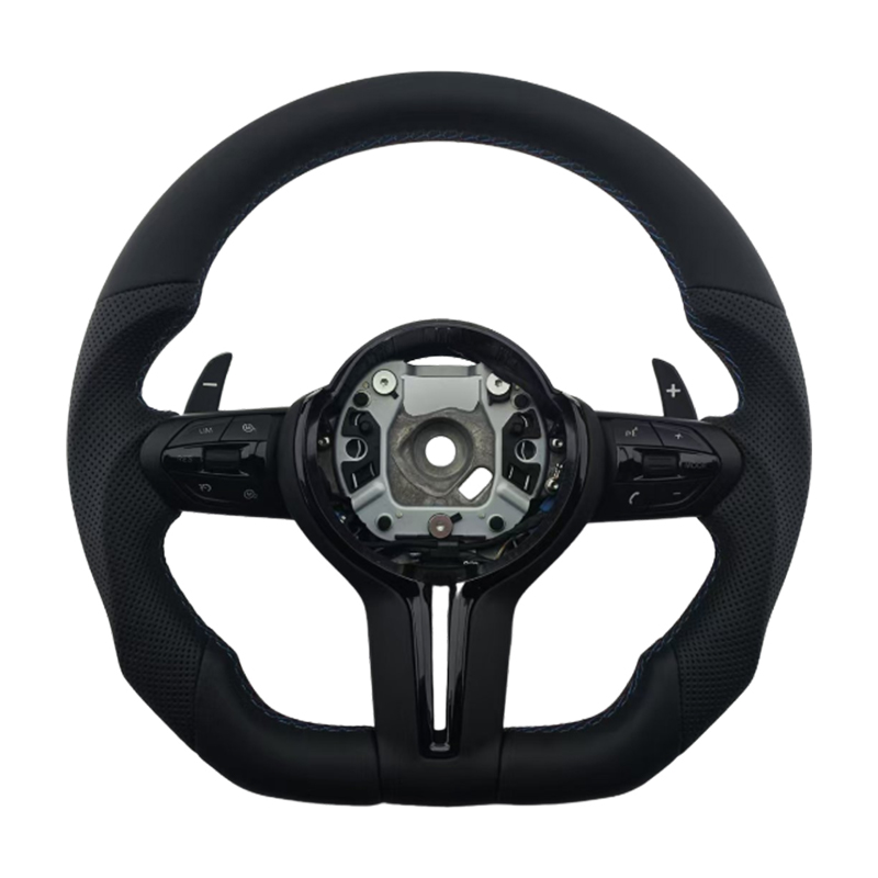 Cuir perforé X6 F16 + coutures M