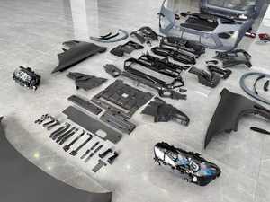 BS自動車部品G05 X5MフルボディキットBMW <span class=keywords><strong>X5</strong></span> <span class=keywords><strong>F15</strong></span> 2013-2018 <span class=keywords><strong>X5</strong></span> 1:1フェイスリフト<span class=keywords><strong>2025</strong></span> G05 X5M切断なし
