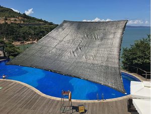 100% poliéster 1000D Red de lona impermeable tejido recubierto patrón de malla de sombra al aire libre cerca PVC tela de malla sándwich - Product Image 6