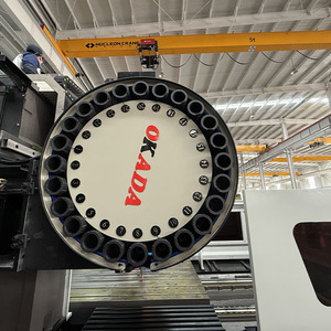 เครื่องกัดโครง CNC GMC1613ความแม่นยำสูงศูนย์เครื่องจักรกลทั่วไปพร้อมระบบควบคุม GSK เรียวแกน BT40