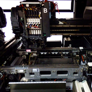 <strong>JAPAN</strong> YG200 Electronics Production Used Smt Machine for Yamaha Used Pick and Place Machine LED Smt Machine - Product Image 4