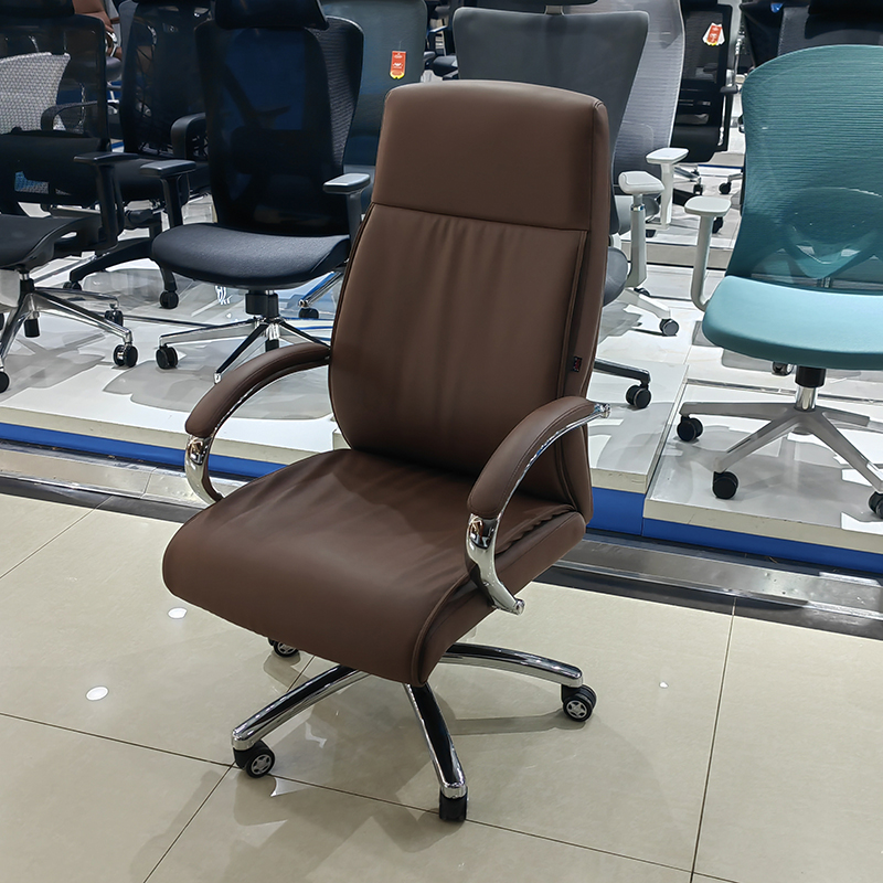 สีน้ำตาล