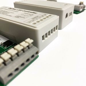 Controlador RGBCCT Tuya Zigbee 15A 5-24V Smart Life 12V 180W Alexa 5CH RGBWC RGBCW Temperatura de color RGB + Controlador de tira LED CCT - Product Image 4