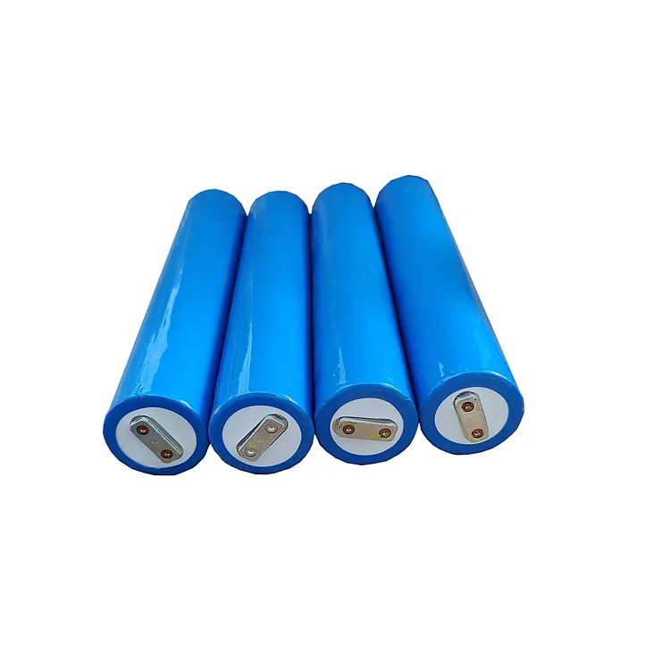 Цилиндрическая литий-железо-фосфатная батарея 3,2 в 20 Ач батарея для электромобиля 3,2 в 20 Ач lifepo4