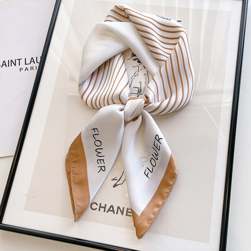 Lettere a righe - bianco cammello