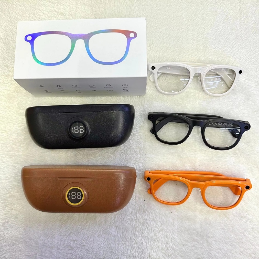 Photochromic lenses