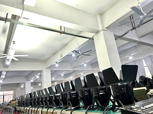 200W COB PAR Luces de escenario Fuente LED con color blanco cálido para uso en interiores - Product Image 6