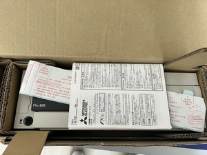 FX3U-80MR Mitsubishi מקורי חדש לגמרי/דים מודול בקר לוגי, pac עם מובנה 40 תשומות/40 כניסות