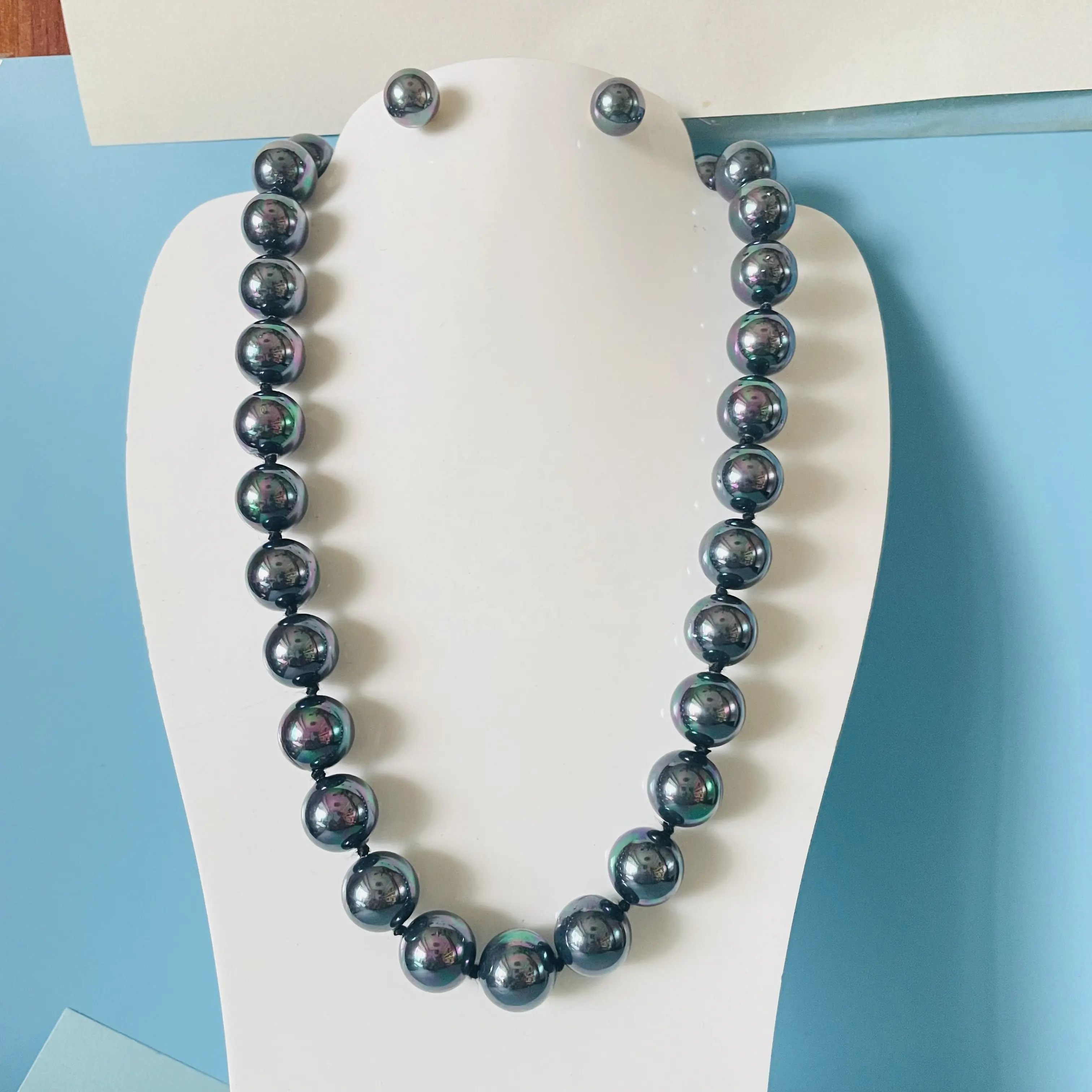 Venta caliente conjunto de joyería hawaiana collar de perlas de diseño con pendiente de tuerca joyería samoana perla de cadena larga llena de oro para mujer