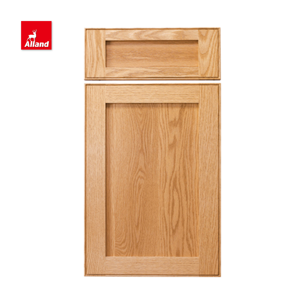 Porte en bois massif chêne teinté clair