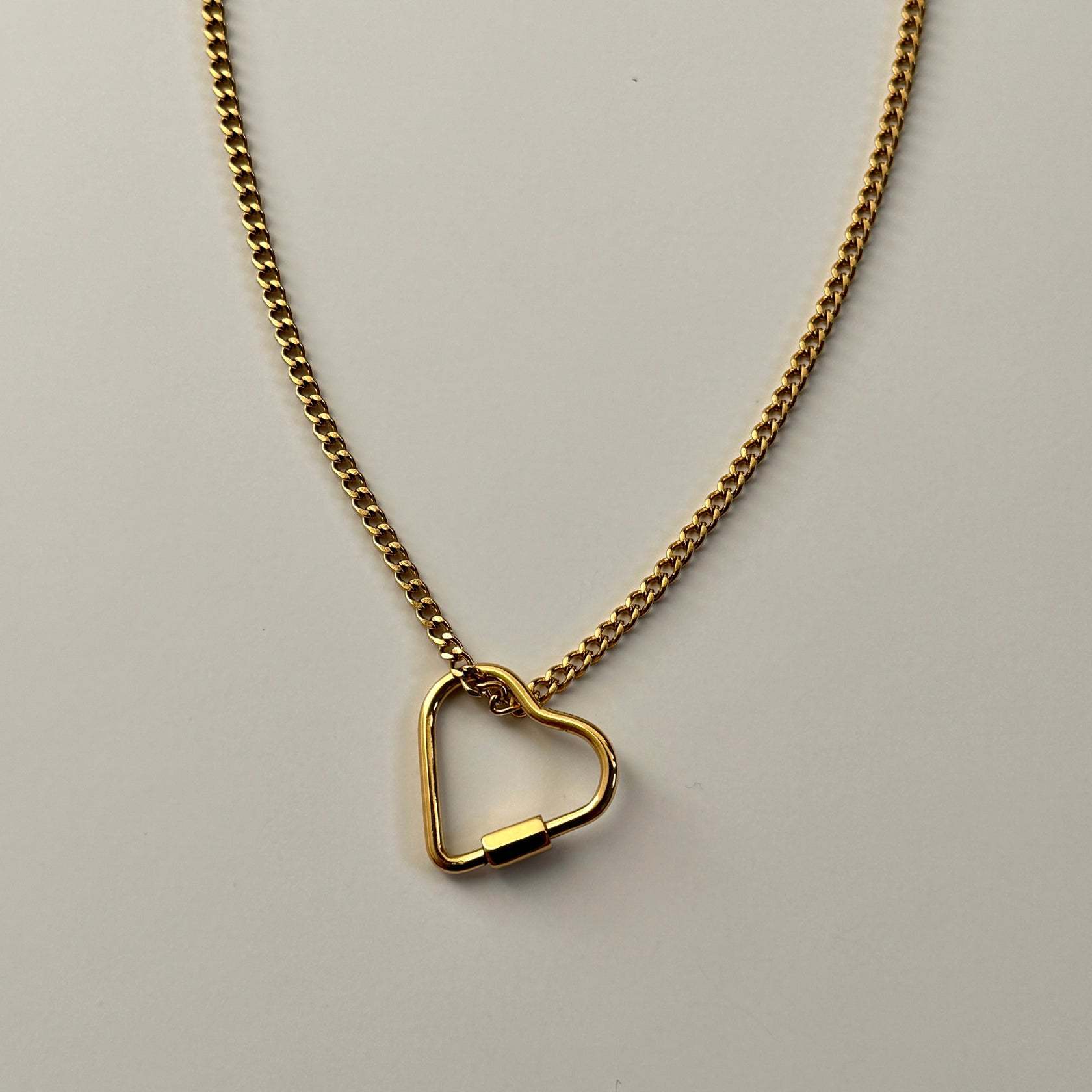 Heart-shaped mountaineering buckle (gold)