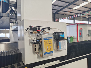 Máquina de grabado CNC de 5 ejes personalizable, centro de mecanizado no metálico de alta precisión, máquina de grabado cnc - Product Image 3