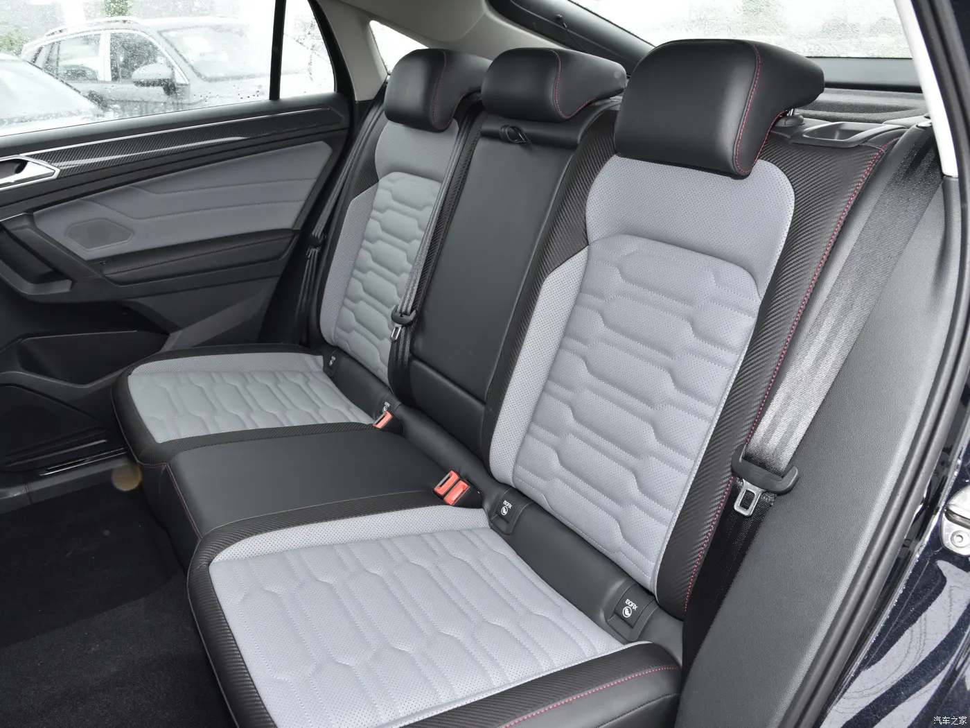 Vente chaude de haute qualité TiguanX SAIC Volkswagen 5 portes 5 places SUV de taille moyenne