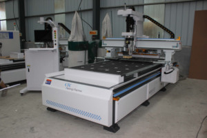 Top Design 1325 <strong>CNC</strong> <strong>Router</strong>/1300 X 2500 4x8ft <strong>3</strong> <strong>Axis</strong> Vacuum <strong>Table</strong> <strong>CNC</strong> <strong>Router</strong> Machine for Price Jinan M-shine - Product Image 5