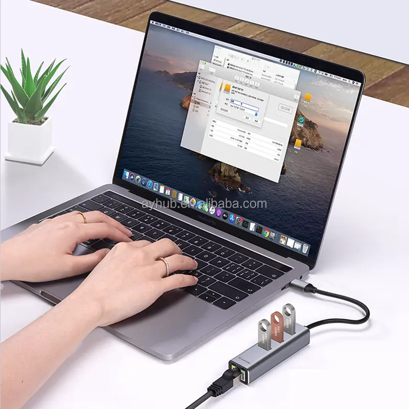 USB C เป็น USB Hub 4 พอร์ต Type C เป็น USB 3.0 Hub พร้อมอีเธอร์เน็ตกิกะบิต