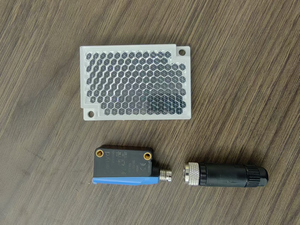 带反射器的激光红色红外反射光电光学传感器 - Product Image 3