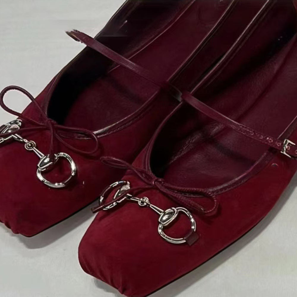 daim rouge vin