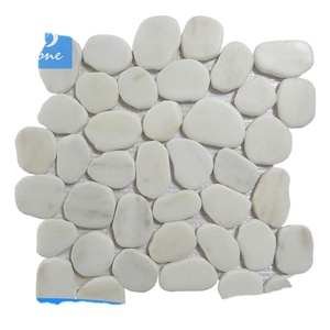 随机大小的天然石材卵石瓷砖白色内部瓷砖背景 - Product Image 1