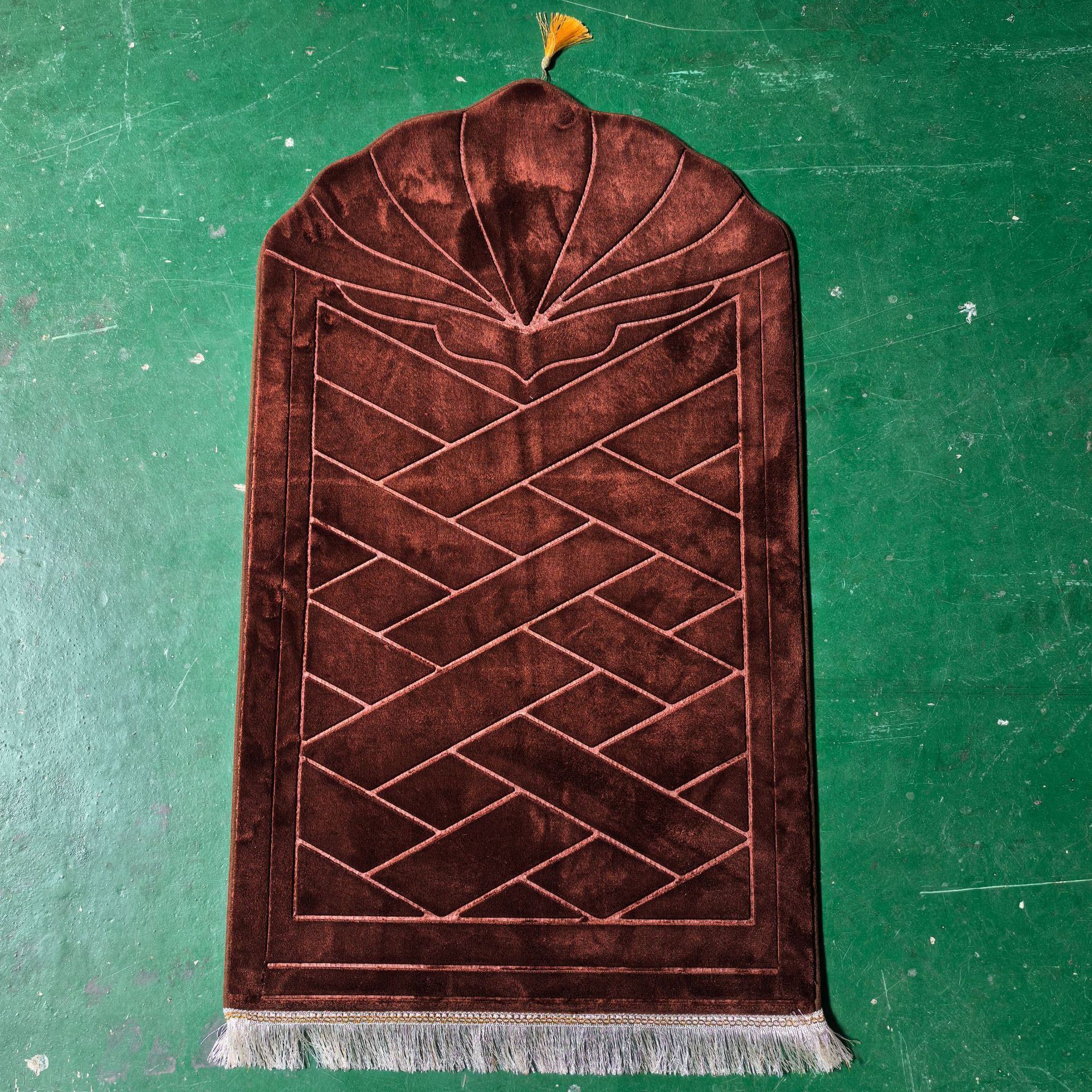 Dark brown-65110cm-flannel shell shape b