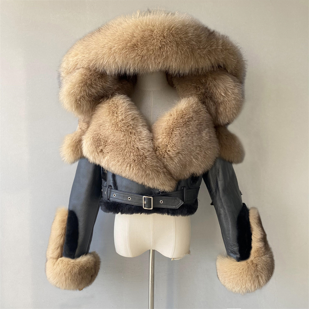 Black+khaki fur