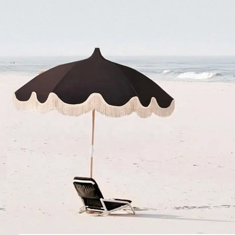 Parapluie de plage en bois de hêtre avec franges noires, vente en gros
