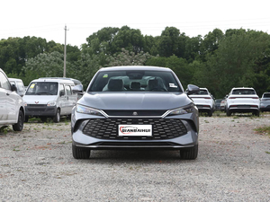 BYD Qin <span class=keywords><strong>L</strong></span> Hybrid hibrid elektrikli araba yeni enerji araç otomatik vites kutusu toptan EV Motor