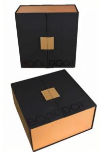 Personal isierte Großhandels preis Geschenk Benutzer definiertes Logo Magnetische Premium-Magnet box mit Papiertüte Spot UV