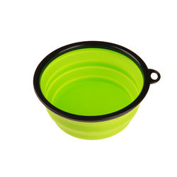 สีเขียวอ่อน