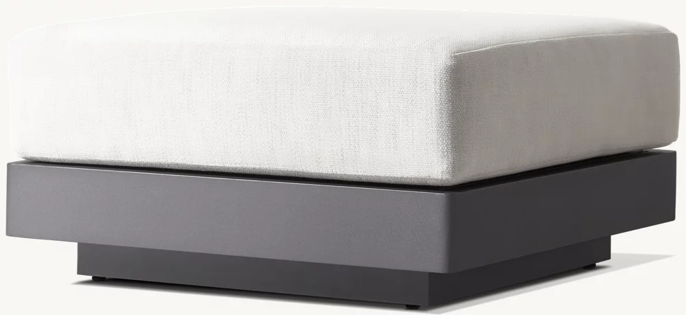 Ottoman: 29.5 "W x 29.5" P x 6.75 "H