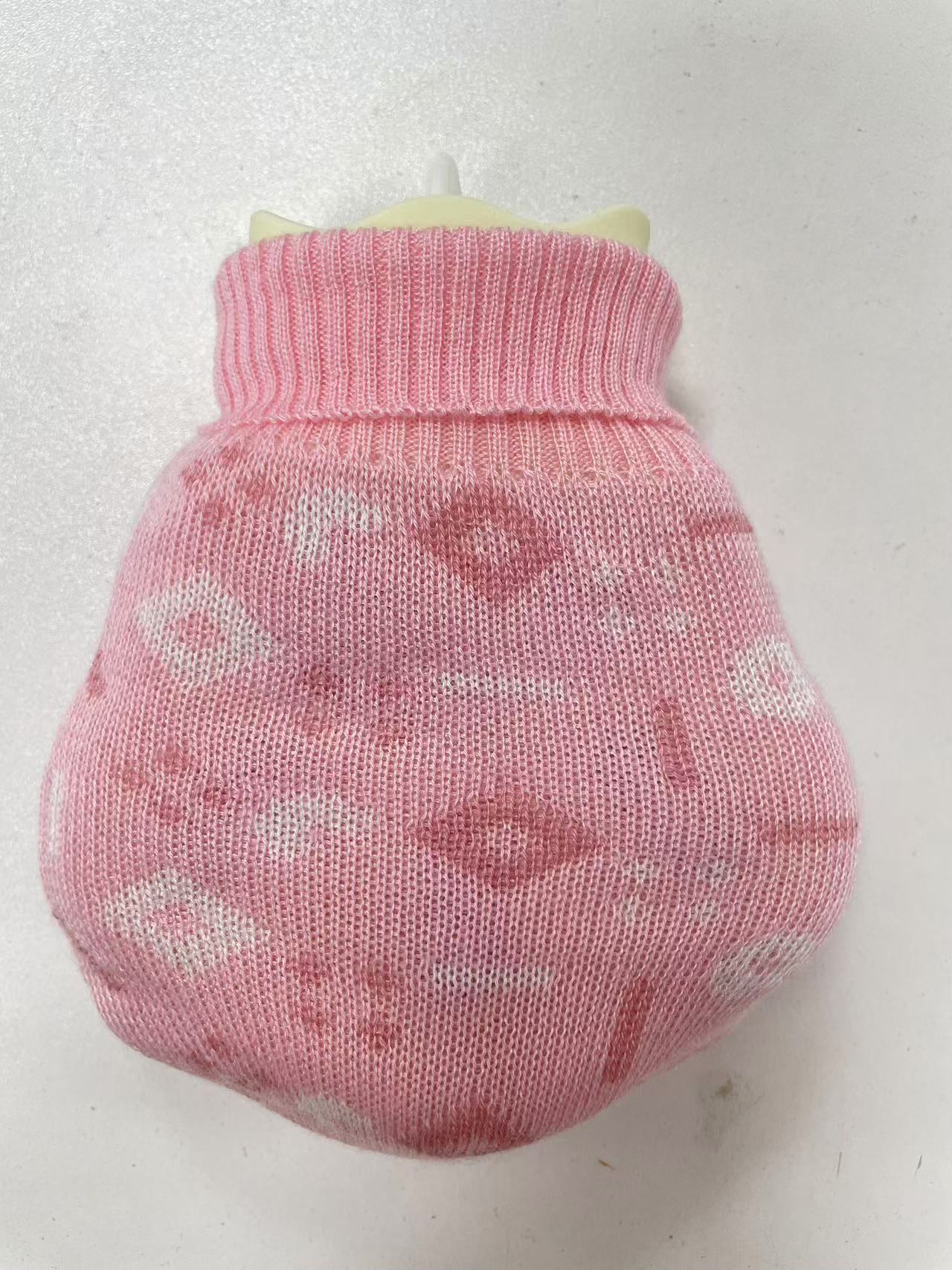 Light yellow knitted bag