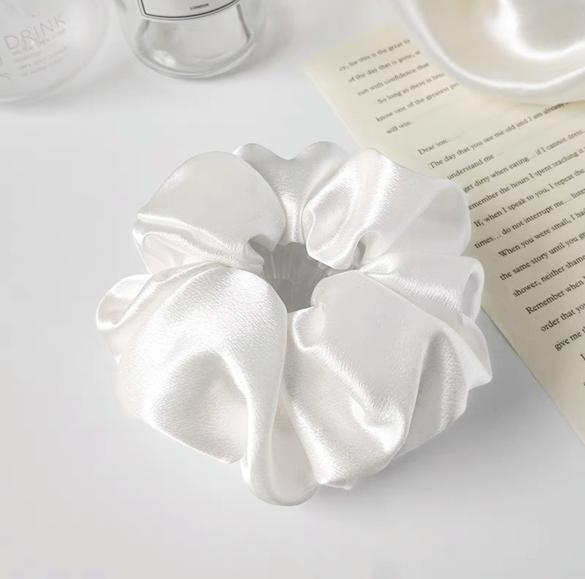 YTF-00457R-White