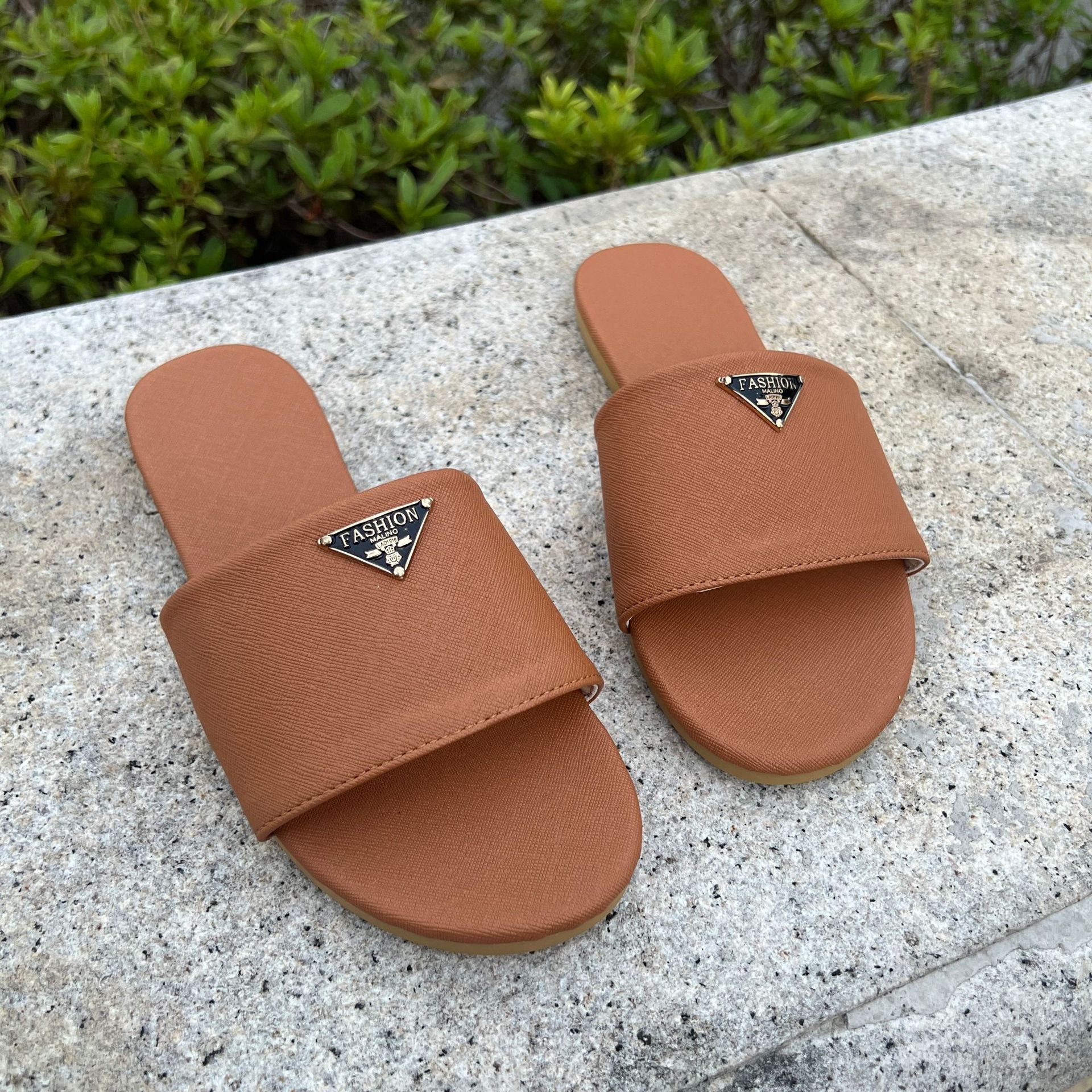 Marron