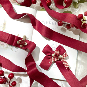 Lazo de satén rojo preatado personalizado al por mayor, lazo elástico con lazo elástico para embalaje de caja de regalo - Product Image 1