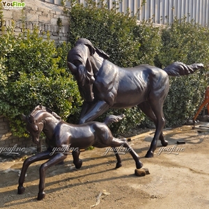 Youfine ngoài trời Vườn đứng ngoài trời bãi cỏ trang trí nội thất cuộc sống Kích thước đồng mare và foal Tượng ngựa điêu khắc - Product Image 3