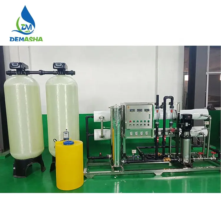 Filtro de purificación de agua RO Automático 5T Purificación de agua industrial para agua potable