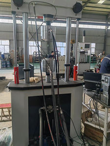 Personalizar 10KN 30KN Hidráulico Servo Amortiguador Resorte Dinámico Compresión por tracción Máquina de prueba de fatiga - Product Image 4