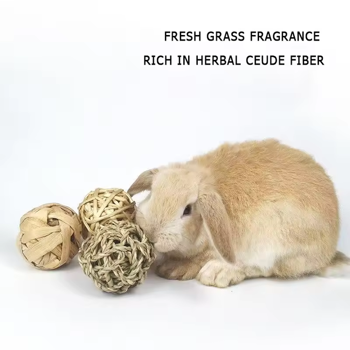 Natural Grass Ball Rabbit Toy Grinding Teeth Handmade Hamster Grinding Teeth Chewing Toy Guinea Pig Toys