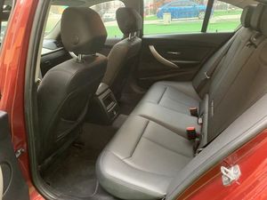 中古車卸売2013 BMW 3シリーズ320i 2.0T中古車