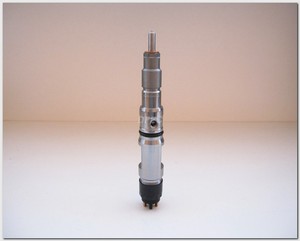 Commercio all'ingrosso Common Rail Diesel iniettore di carburante strumento 0445120030 per camion MAN TGA motore - Product Image 6