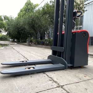 Fábrica al por mayor 1 tonelada 1,5 toneladas apilador elevado Material transporte plataforma semiautomática apilador de contenedores - Product Image 4