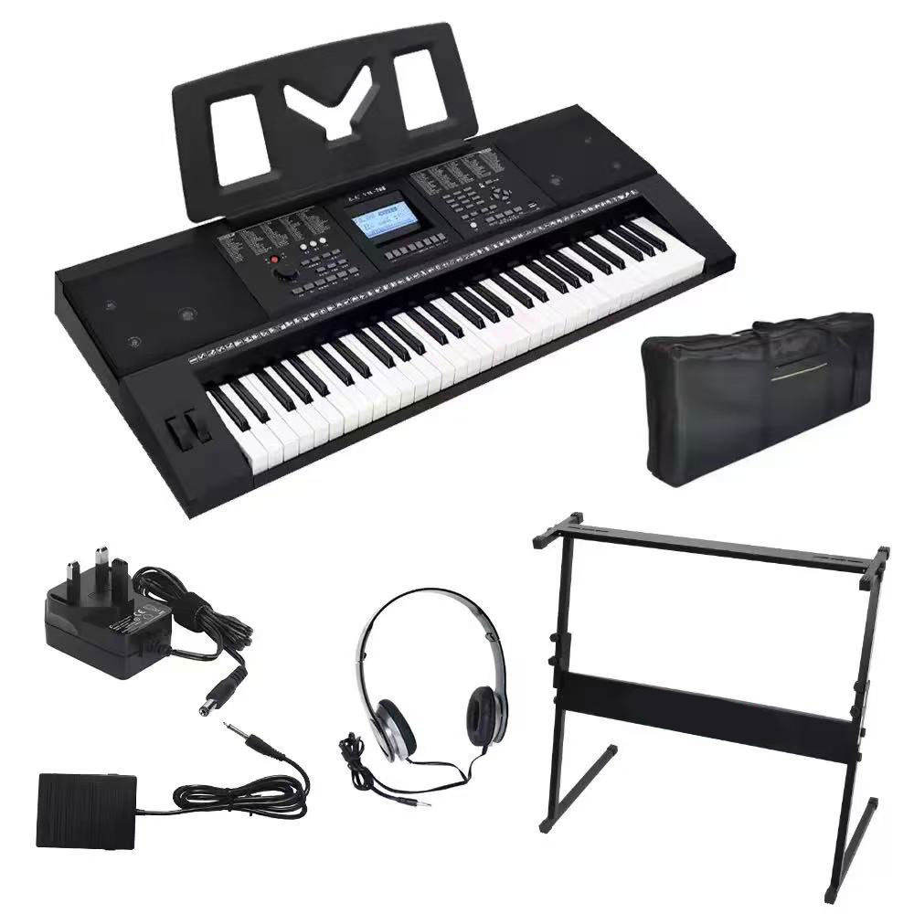 Clavier noir + sac + support (le tout comme sur l'image)