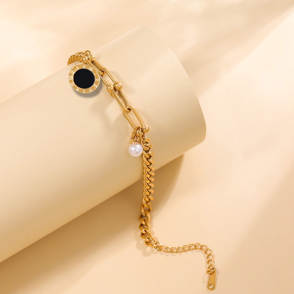 Round black hanging beads gold