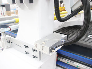 Enrutador de madera CNC 2130 de 3 ejes personalizable, Control de estudio de vacío NC para uso doméstico, maquinaria de trabajo de grabado de madera al mejor precio - Product Image 4