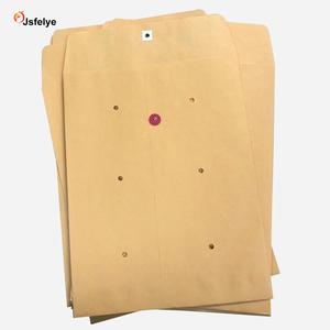 Конверты из крафт-бумаги с завязками и пуговицами - Product Image 1